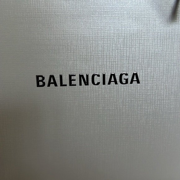 Balenciaga Paper Bag - Picture 2 of 5